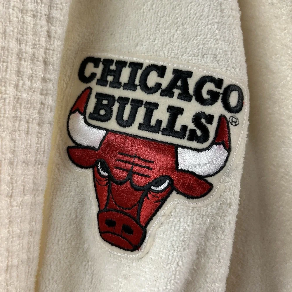 Vintage Chicago Bulls Bath Robe McArthur Towels White Deadstock New with Defects